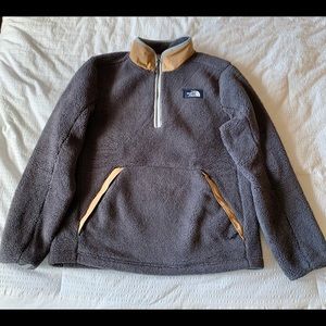 The North Face Sherpa fleece 1/4 zip sz. L